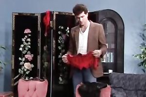 Mature playgirl looking like Marilyn Monroe acquires her sweet twat eaten