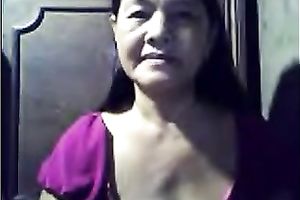 My old Asian black cock sluts loves to expose that bulky body of hers