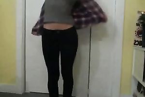 This hawt camgirl feels greater amount comfortable when that babe is topless