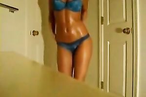 Demonstrating my ideal oiled body for the cam