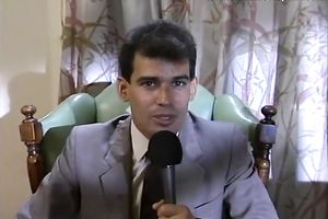 Busty whorish sex bomb rides lengthy penis in reverse cowgirl pose