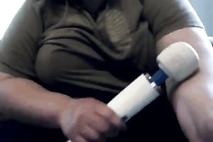 Mature corpulent brunette hair has valuable pastime with her fancy toy