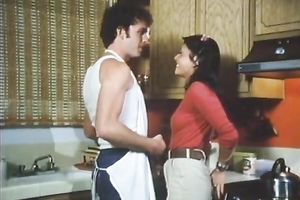 Hot gal receives her unshaved vag licked and drilled in the kitchen in retro movie