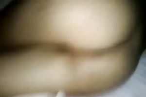 Lovely white women receives her bushy moist cunt reamed during the time that she sleeps