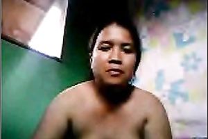 not so marvelous woman caught on camera stripping in her room and exposing her boobs