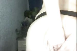 Amateur impure brunette hair milf in exquisite solo performance on cam