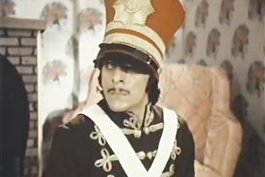 Three sex addicted doxies share one pleasant smelly knob