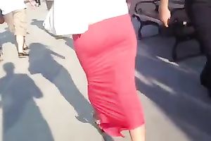 Long-haired woman wearing a hawt petticoat receives caught on my hidden cam