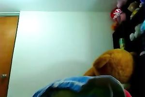 Tremendously hawt camgirl is playing with her huge natural boobs for me