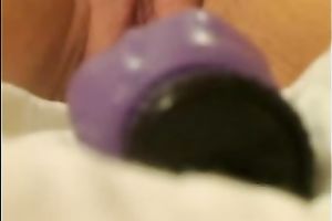 Chubby older white floozy on webcam masturbates on the ottoman