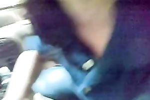 A excited legal age teenager lalin girl dark brown blowing my rod in my car