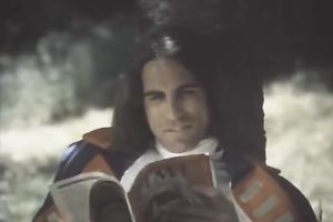 Woman in medieval costume blows and receives screwed in a forest