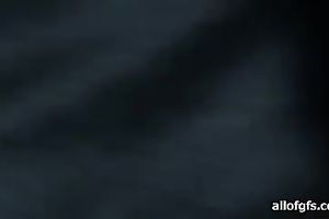 Shameless and nasty hoe gives her paramour an excellent fellatio