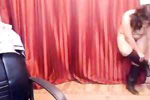 Plump Indian chick dances and undresses during livecam solo show