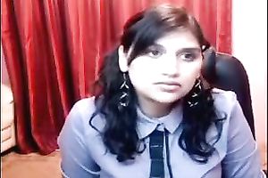 Plump Indian chick dances and undresses during livecam solo show