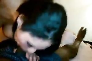 My black haired queen with large love bubbles knows how to go down on me