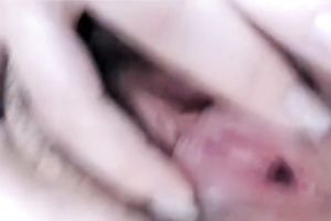 Amateur Asian chick enjoys rubbing her sexy shaggy coochie