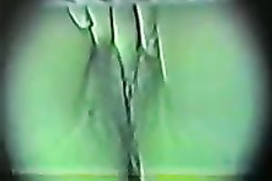 Watch me fingering my slit to agonorgasmos in homemade solo