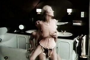 Horny blondie in hawt pink underware giving a blow job