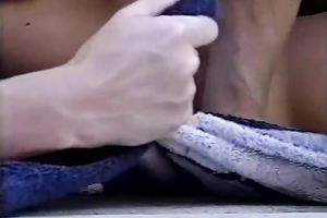 Alluring golden-haired floozy bonks a lustful fellow in the pool