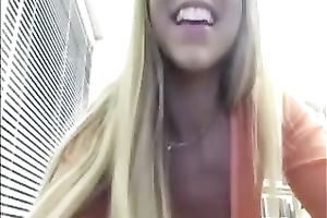 Webcam solo with my sexfriend exposing the toy in her butthole