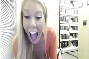 Webcam solo with my sexfriend exposing the toy in her butthole