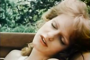 Perky classic golden-haired milf slutty wife sucks a wang in the car