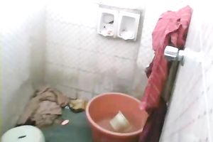 Lustful Indian doxy feels comfortable showering in front of a camera