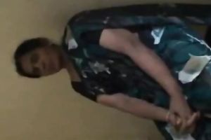 Curvy Indian mama undresses previous to giving deepthroat oral job