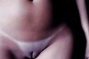Tanned blond demonstrates her body in homemade solo episode