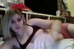 I love showing off my large milk cans on web camera and masturbate