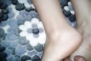 Homemade vid with me jerking my dong off and cumming on my wife's feet
