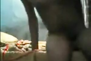 Indian whore receives her cunt fingered and drilled in the missionary pose