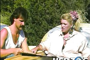 Lustful mommy with precious hooters receives her bra buddies licked and her muff fingered
