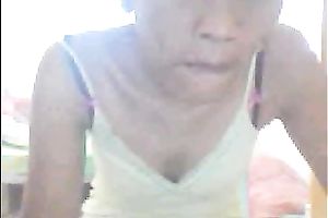 Skinny dilettante exotic bitch flashes her stinky love tunnel