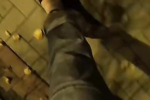 I know how to walk in 7 inch high platform shoes and look sexy doing it