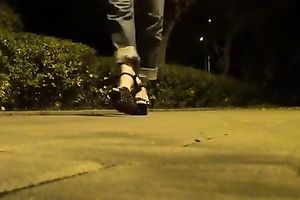 I know how to walk in 7 inch high platform shoes and look sexy doing it