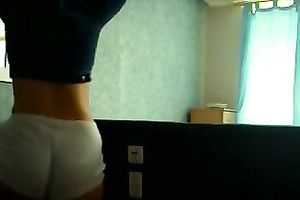 I am giving u a nice view of my large booty in the miniature gazoo shorts I wore