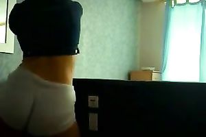 I am giving u a nice view of my large booty in the miniature gazoo shorts I wore