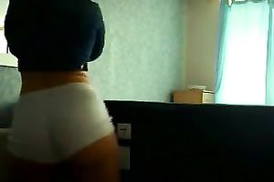 I am giving u a nice view of my large booty in the miniature gazoo shorts I wore