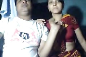 My Indian girlfriend can't live without flaunting her breasts and cum-hole