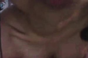 This camgirl can't live without showing her tongue in front of her cam