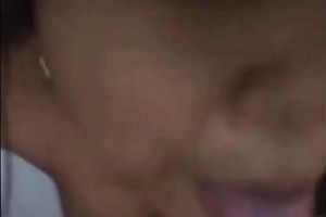 This camgirl can't live without showing her tongue in front of her cam