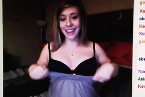 Pregnant webcam model shows off her mambos and wet crack