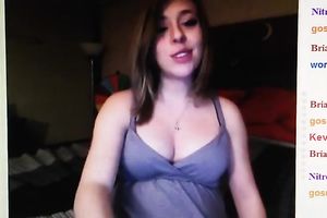 Pregnant webcam model shows off her mambos and wet crack