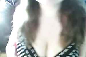 Brown-haired floozy kneads her large natural wobblers in webcam solo