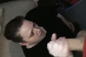 Brunette fattie gives hand to me and gets facialed