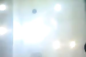 This hawt hottie in hawt miniskirt definitely caught my attention