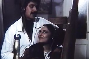 Blonde mama receives her cunt screwed with a banana