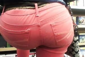 Don't you think that this butt in red jeans is outstanding?
